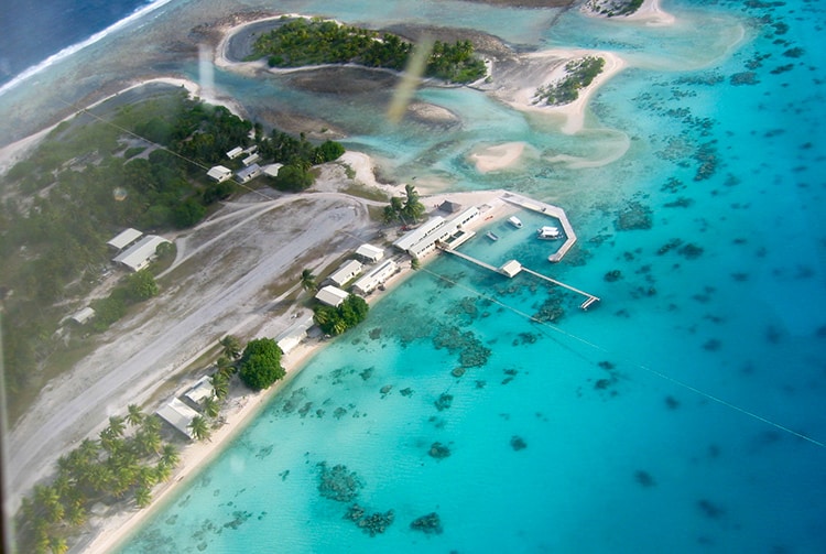 Aratika — aerial view of the village